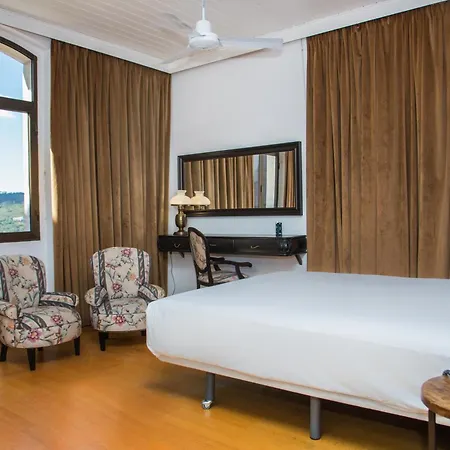 Sado Hotel 4*