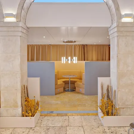 Sado Hotel 4*
