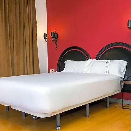 Hotel Sado 4*